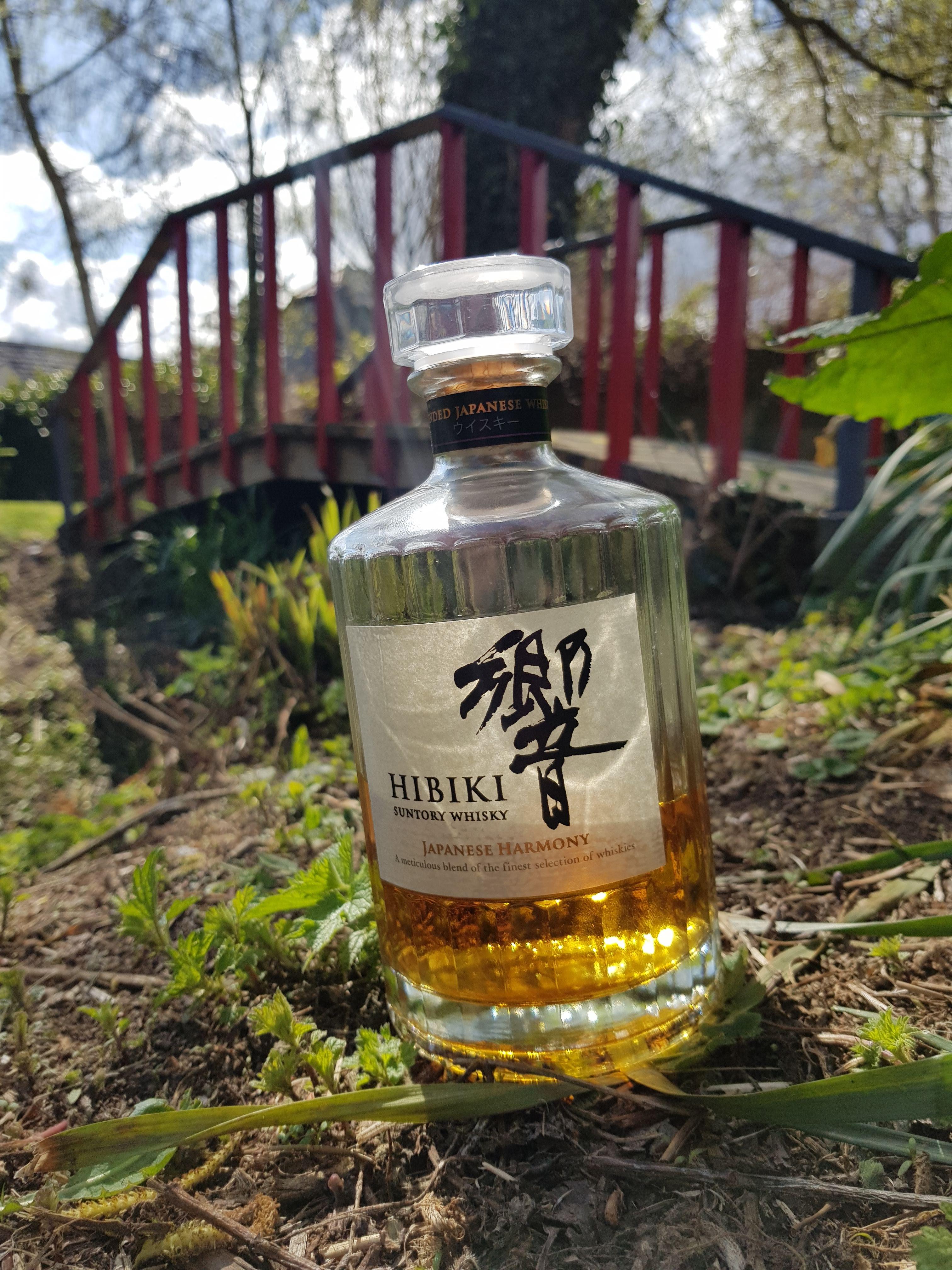 Hibiki Japanese Harmony Whisky Review